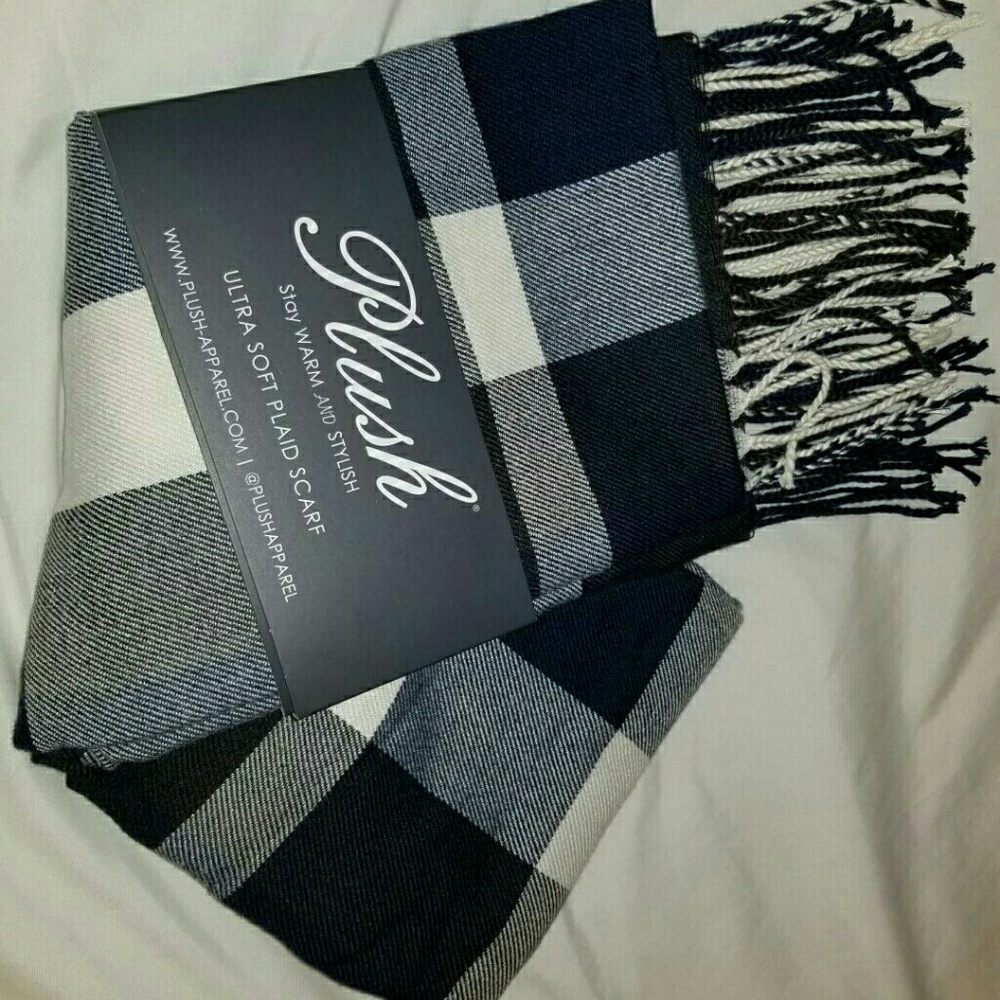 Plush ultra soft plaid scarf